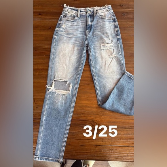 KanCan Denim - KanCan Ripped Blue Boyfriend Jeans